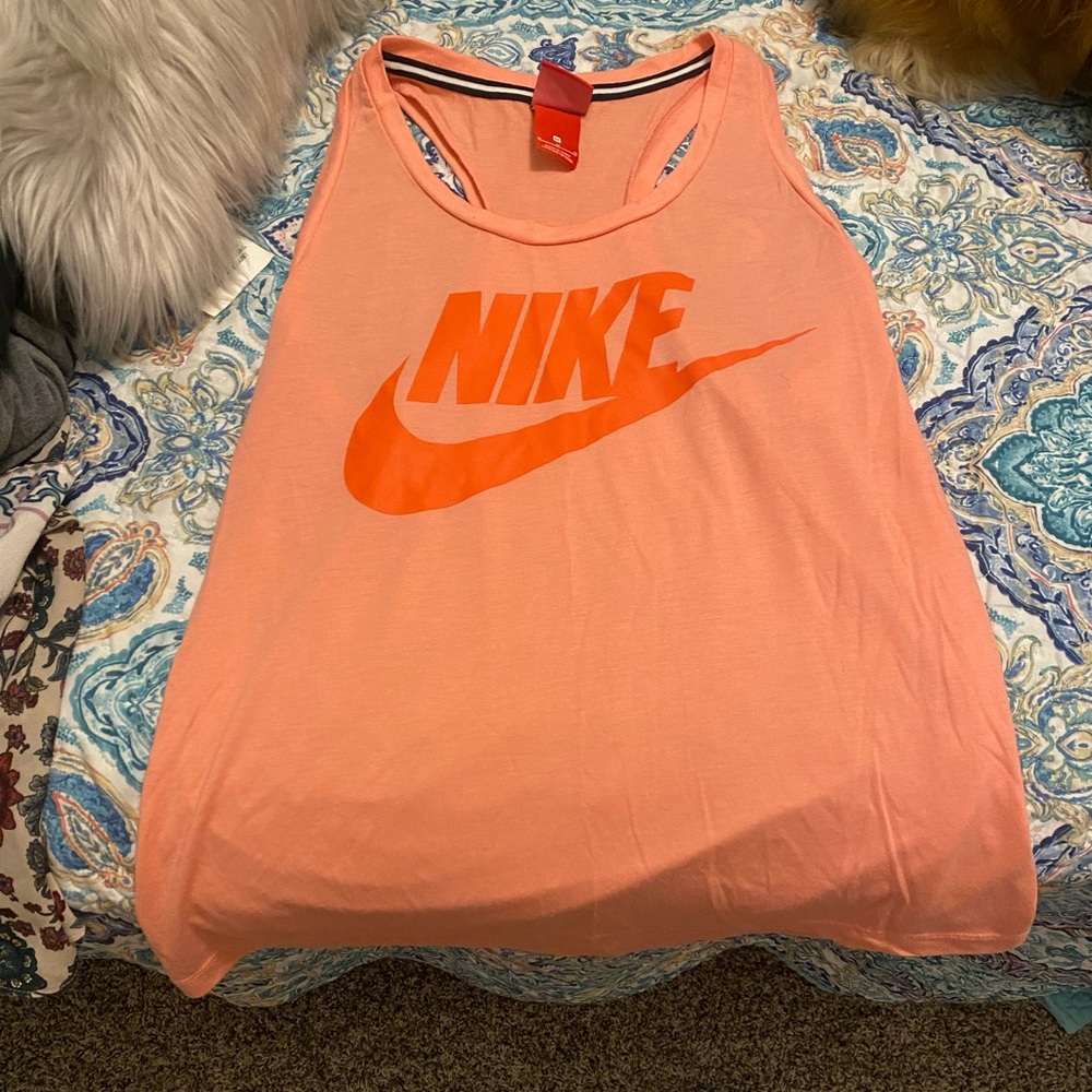 Nike tank